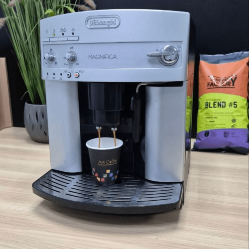 Кавомашина Delonghi Magnifica ESAM 3200