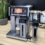 Кавомашина DeLonghi ESAM 6900 PrimaDonna Exclusive