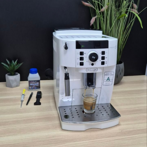 Кавомашина Delonghi Magnifica S